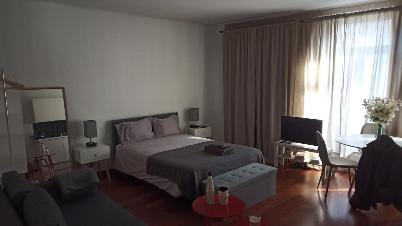 Flores Central Porto Exterior photo