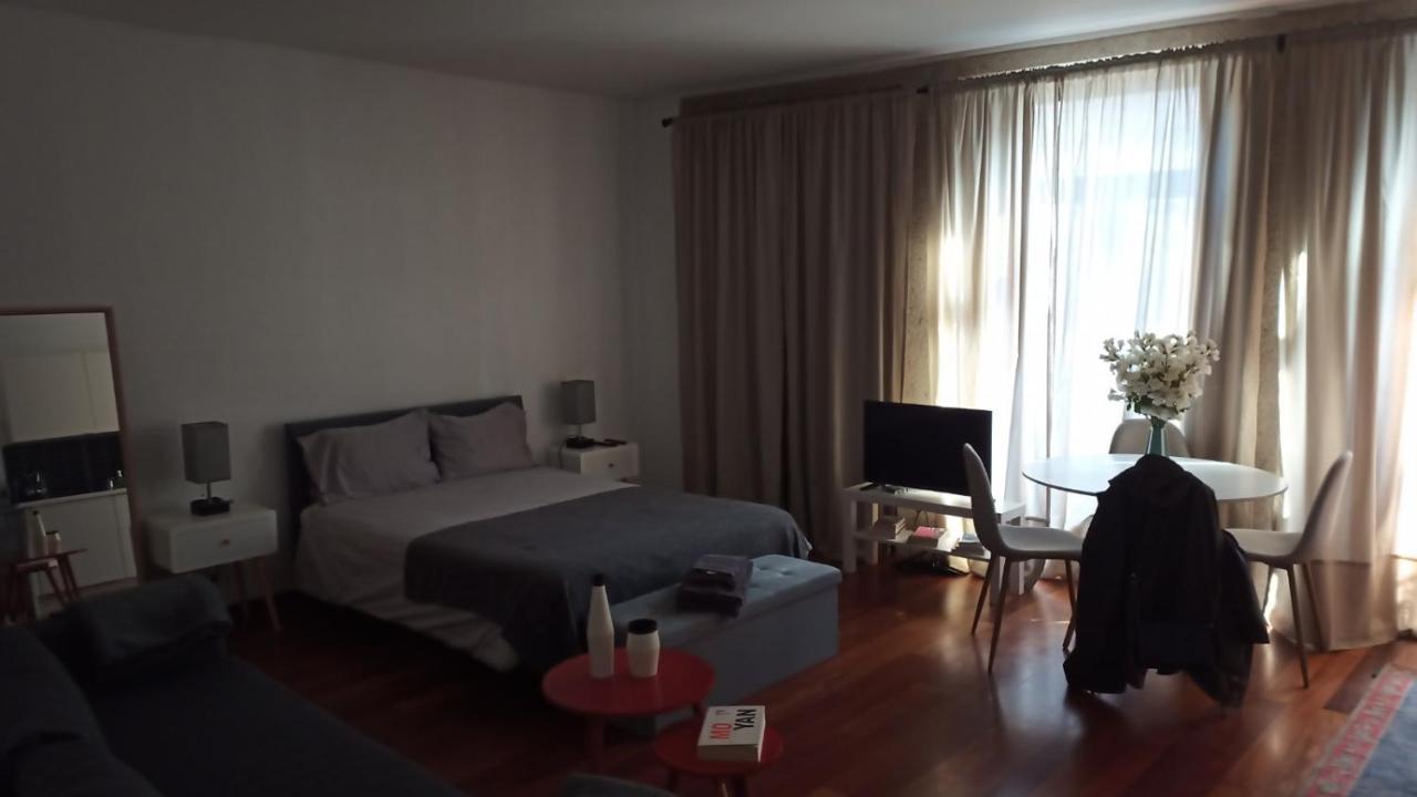 Flores Central Porto Exterior photo